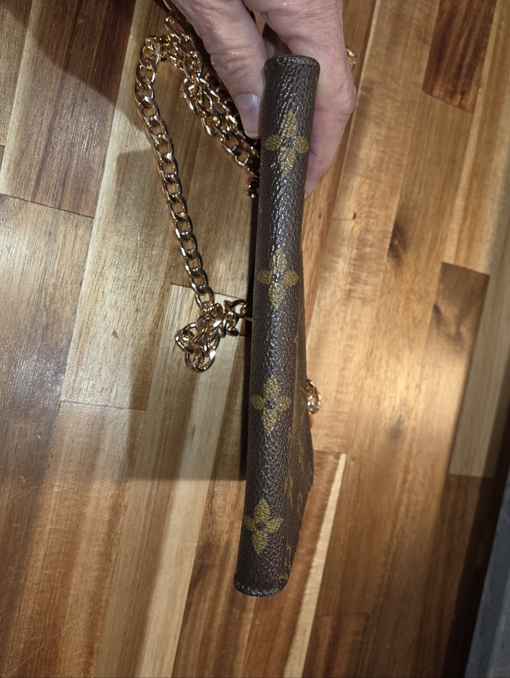 Louis Vuitton Monogram Pouch Crossbody with Gold Chain - Picture 11 of 12